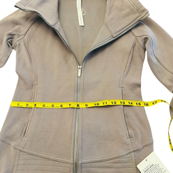 Lululemon Zip Up Radiant II Jacket Violet Verbena Womens M NWT EXPIRED COLOR! - Picture 9 of 12